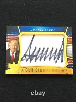 2016 Decision Donald Trump Cut Signature autograph (Red Tie)