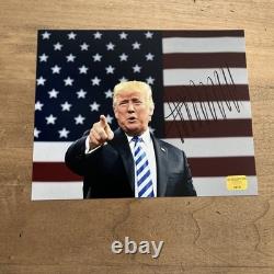 45th/47th U. S. PRESIDENT DONALD J TRUMP HAND SIGNED 8x10 PHOTO COA