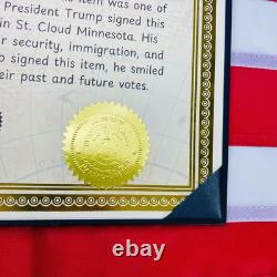 AUTHENTIC Donald Trump Autograph Signature Holiday Card