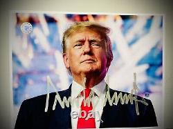 COA Donald Trump Autographed Signed PHOTO MAGA Display 45 President Hat NICE