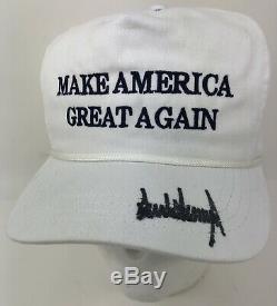 Campaign Donald Trump Make America Great Again Signed White Hat
