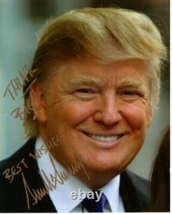 DONALD J. TRUMP Signed Autographed 8x10 Photo 45th PRESIDENT