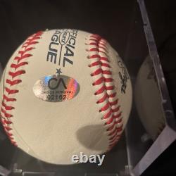 DONALD TRUMP AUTO Super Rare Trump LAST NAME ONLYCOA by CAUltra Pro Case WithBox