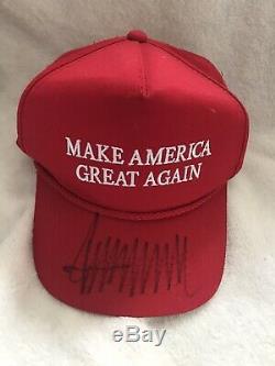 DONALD TRUMP Autographed 2016 Alabama Campaign Signed Red MAGA HAT EXACT PROOF