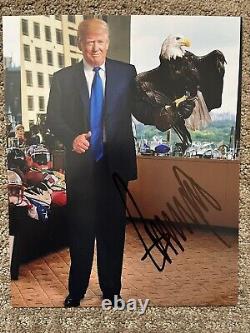 DONALD TRUMP PRESIDENT SIGNED 8x10 PHOTO AUTOGRAPH MAGA JSA LOA