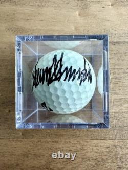 DONALD TRUMP SIGNED GOLF BALL? MAGA with HOLO COA PRESIDENT AUTOGRAPH