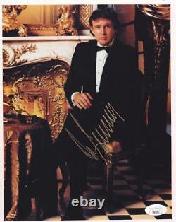 DONALD TRUMP Signed 8X10 Color Photo JSA XX51931