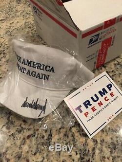 Donald J. Trump 2016 Signed Make America Great Again White Baseball Hat