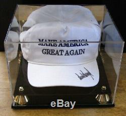 Donald J. Trump Make America Great Again Hat, Rnc Signed Cali-fame Maga In Case