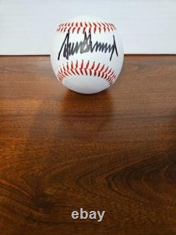 Donald J Trump POTUS Hand Signed Autographed Baseball COA Hologram/CASE
