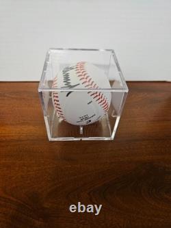Donald J Trump POTUS Hand Signed Autographed Baseball COA Hologram/CASE