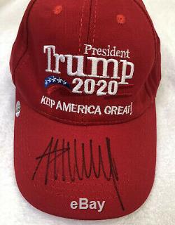 Donald Trump Autographed 2020 KEEP AMERICA GREAT Red Hat COA