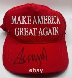Donald Trump Autographed Signed MAGA Hat incl. COA Make America Great Again