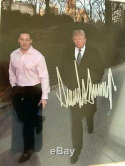 Donald Trump Hand Signed 8 x 10 photo Framed Authentic, have proof signing photo