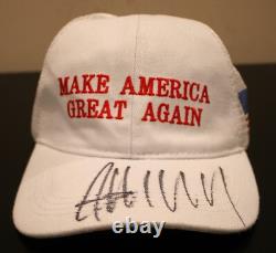 Donald Trump Signed Autographed Make America Great Again Hat PSA DNA
