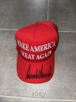 Donald Trump Signed MAGA Red Hat JSA COA Make American Great Again