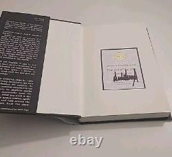 Donald Trump The Art of the Deal AUTOGRAPHED Official 2016 Election Edition