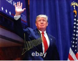Donald Trump signed 11x14 Photo autographed Picture with COA