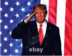 Donald Trump signed 11x14 Picture nice autographed photo pic with COA
