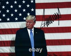 Donald Trump signed 8x10 Photo Picture autographed VERY NICE + COA