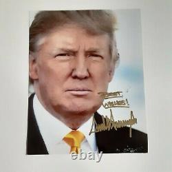 Donald Trump signed 8x10 glossy picture