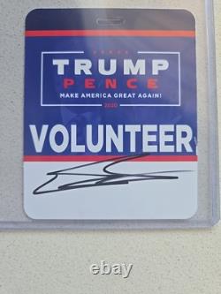 Eric Trump Signed Trump Pence 2020 Volunteer Badge PSA COA