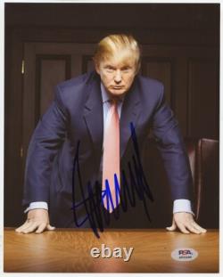 FLAWLESS President Donald Trump Signed Authenticated 8x10 Photo PSA/DNA