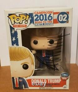 Funko pop! Vinyl Donald Trump #02 Road to the White House. Hand Autographed