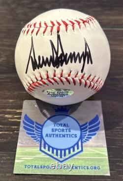 Hand Signed DONALD TRUMP Baseball American President Autograph COA HOLOGRAM