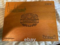 One of a Kind Donald Trump autographed Mar-a-lago Commemorative Cigar Box MAGA