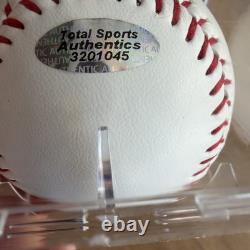 POTUS DONALD TRUMP HAND SIGNED Autographed Baseball COA AUTHENTICATED! With Case