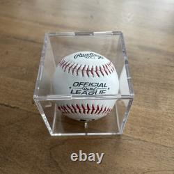 POTUS DONALD TRUMP SIGNED OFFICIAL LEAGUE Baseball COA AUTHENTICATED! With Case