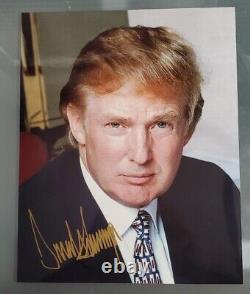 PRESIDENT? Donald Trump? ORIGINAL AUTOGRAPHED 8x10 PHOTO? GOLD SHARPIE? MINT