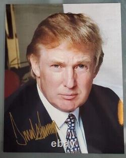 PRESIDENT? Donald Trump? ORIGINAL AUTOGRAPHED 8x10 PHOTO? GOLD SHARPIE? MINT