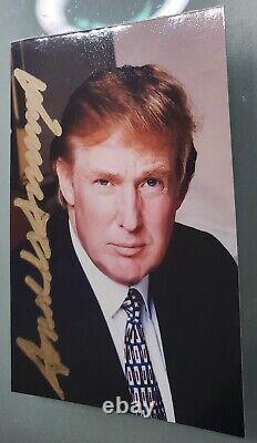 PRESIDENT Donald Trump RARE? GOLD INK? SINGED AUTOGRAPHED SMALL PHOTO 2x 3