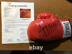 President DONALD TRUMP signed Everlast Boxing Glove MAGA JSA LOA VERY RARE NICE