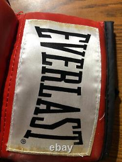 President DONALD TRUMP signed Everlast Boxing Glove MAGA JSA LOA VERY RARE NICE