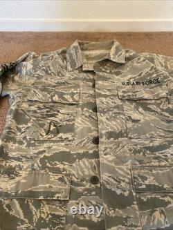 President DONALD TRUMP signed camo U. S AIR FORCE JACKET