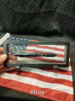 President Donald Trump Bill Signing Sharpie Marker. Comes In Display Case