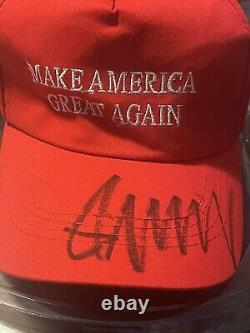 President Donald Trump Signed Autograp Hat Make America Great Again Bas Paas Coa