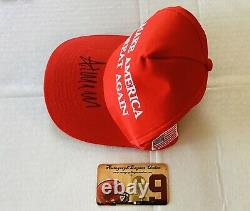 President Donald Trump Signed Autograph Hat W Coa Maga New