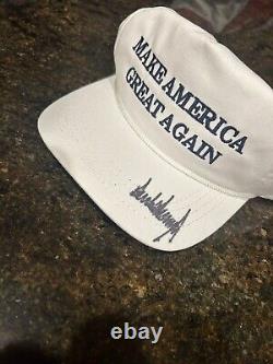 President Donald Trump Signed Autograph MAGA USA Cali Fame Hat