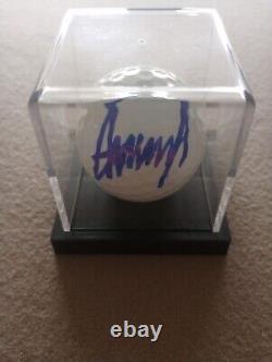 President Donald Trump Signed Autographed Golf ball COA (blue Ink) Display Case