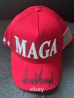 President Donald Trump signed MAGA Hat JSA LOA Auto Grade 9