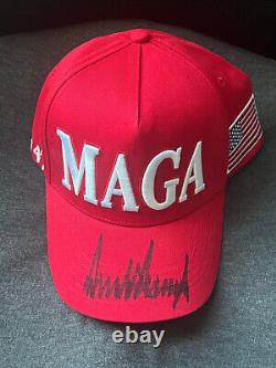 President Donald Trump signed MAGA Hat JSA LOA Auto Grade 9