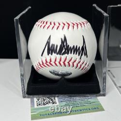 Signed Donald Trump President Baseball Autographed Signature Auto Hologram COA