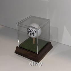 Trump Signed Golf Ball With Certificate Of Authenticity