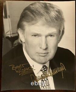 US President Donald Trump signed Full Signature autographed photograph B/W Photo