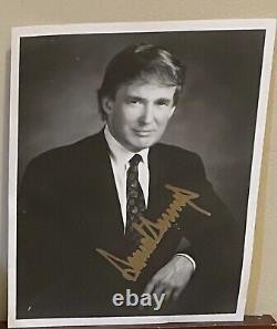 Vintage Donald Trump Signed 8x10 Autographed Photo COA
