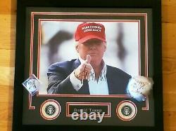 Xlarge President Donald Trump Signed Autographed Photo Professional Frame Coa